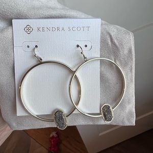 Kendra Scott Earrings—Gray drusy stone with gold accents